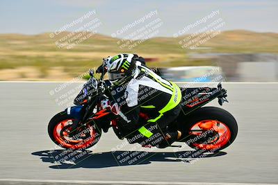 media/Apr-13-2025-TrackXperience (Sun) [[fb1ef998a6]]/Level 2 (Intermediate)/Turn 8 (Session 3)/
